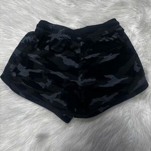 Athleta Girl Camo Activewear Sport Shorts size Large (12)